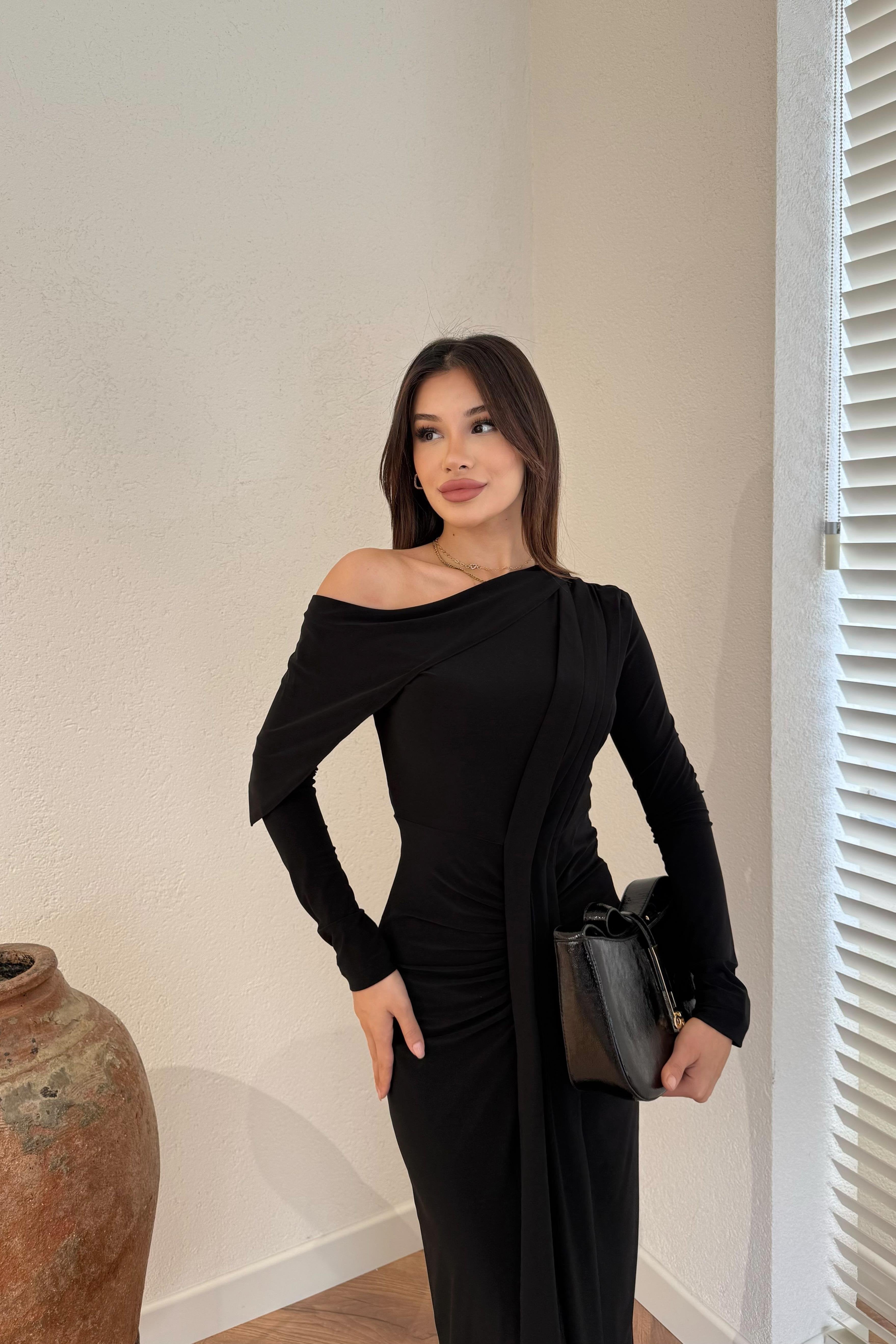 Pleated Off-the-Shoulder Flowing Dress - BLACK