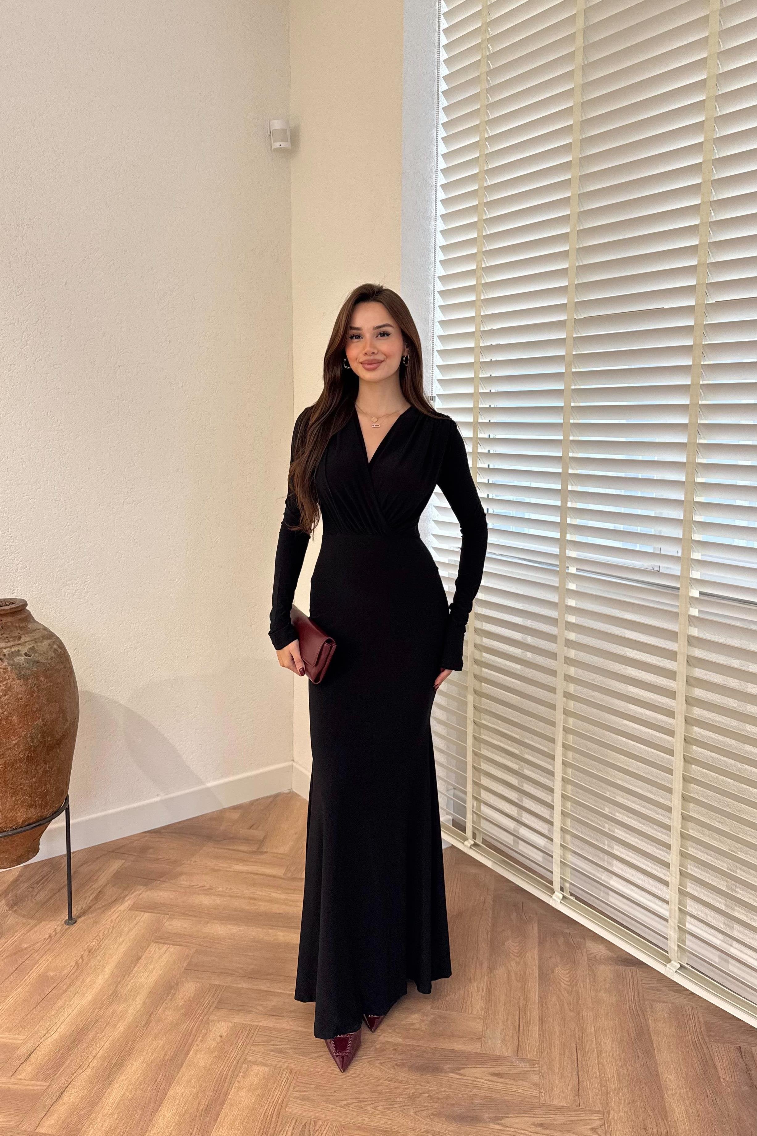 V-Neck Fishtail Dress - BLACK